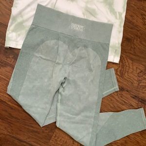 VS PINK Seamless Tight